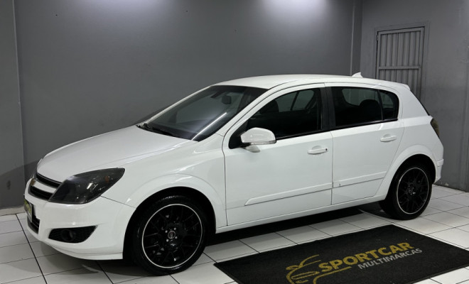 GM - Chevrolet Vectra GT 2.0 MPFI 8V FlexPower Mec. 2010 Flex