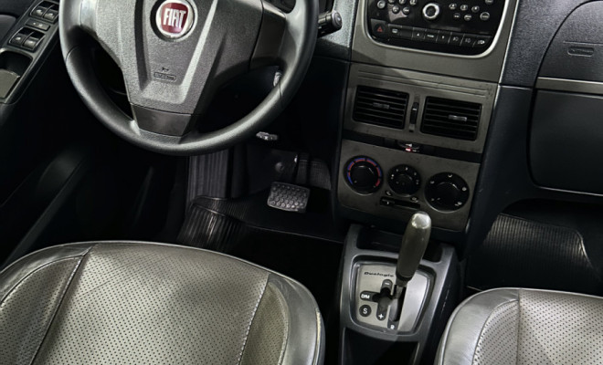 Fiat Idea Adv./ Adv.LOCK.Dualogic 1.8 Flex 5p 2013 Flex-4