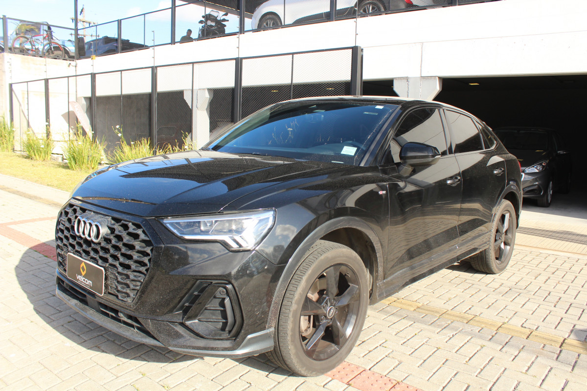 Q3 SPB Performance 2.0 TFSI Tipt. Quatt.