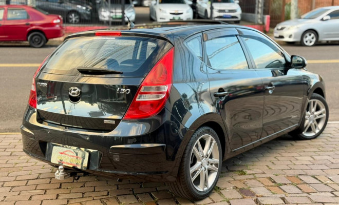 Hyundai i30 2.0 16V 145cv 5p Aut. 2010 Gasolina-20