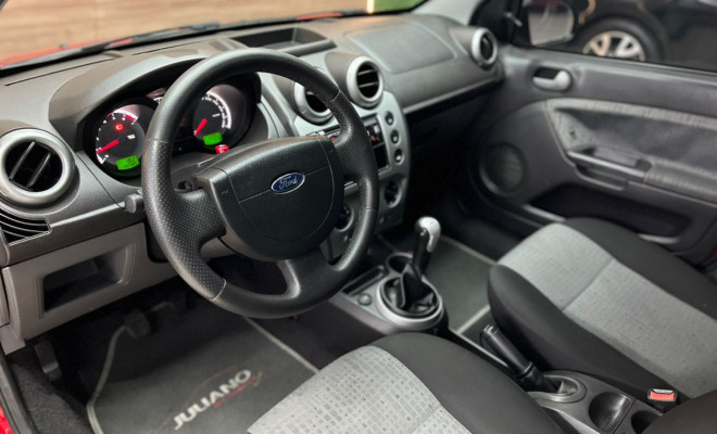 Ford Fiesta Sed. 1.6 8V Flex 4p 2013 Flex-3