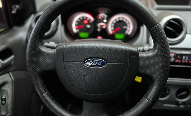 Ford Fiesta Sed. 1.6 8V Flex 4p 2013 Flex-7