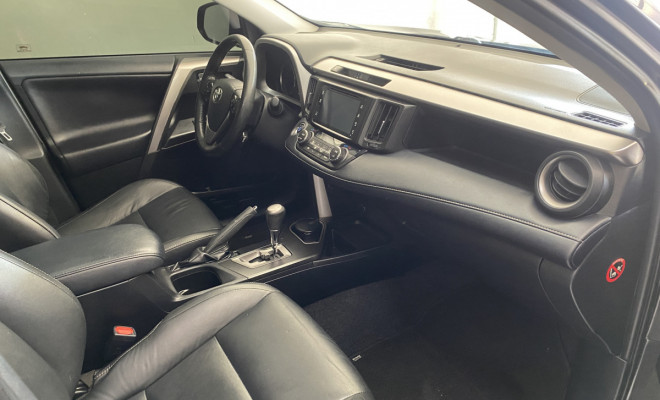 Toyota RAV4 2.0 TOP C/ Teto Aut 2018-7