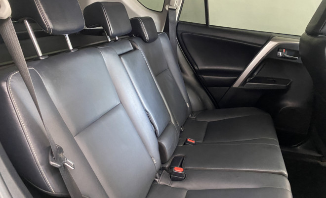 Toyota RAV4 2.0 TOP C/ Teto Aut 2018-11