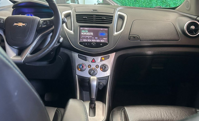 GM - Chevrolet TRACKER LTZ 1.8 16V Flex 4x2 Aut. 2014 Flex-16