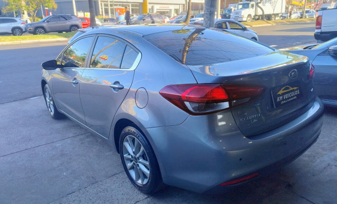 Kia Motors Cerato 1.6 16V  Flex  Aut. 2018 Flex-6