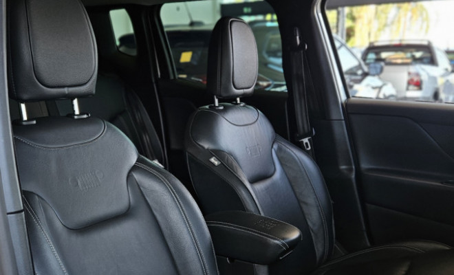 Jeep Renegade Long. T270 1.3 TB 4x2 Flex Aut. 2023 Flex-12