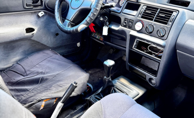 Ford Verona GLX 1.8i / 1.8 4p 1994 Gasolina-7