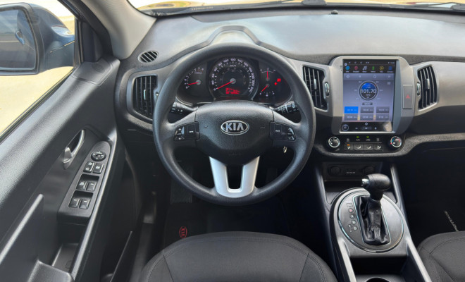 Sinta o poder e a sofisticação de um SUV de verdade: Kia Sportage LX 2.0 Automática 2014!-11