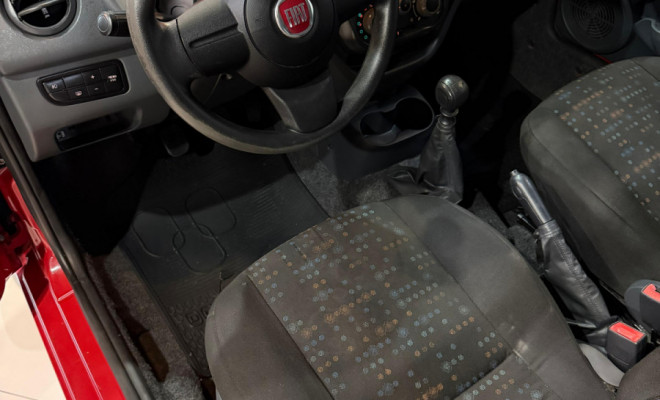 Fiat UNO VIVACE Celeb. 1.0 EVO F. Flex 8V 3p 2014 Flex-4