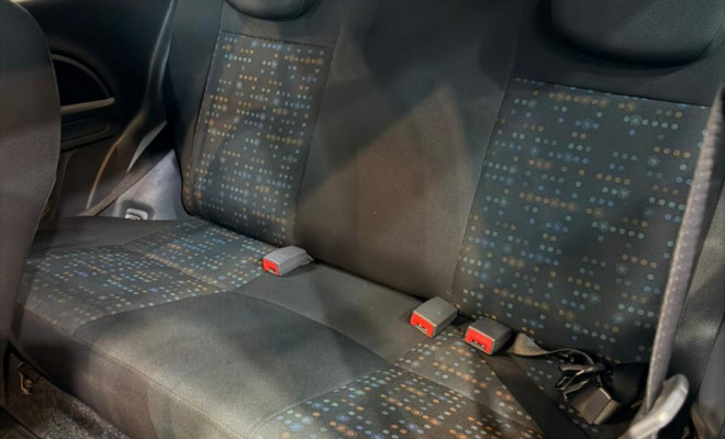 Fiat UNO VIVACE Celeb. 1.0 EVO F. Flex 8V 3p 2014 Flex-7