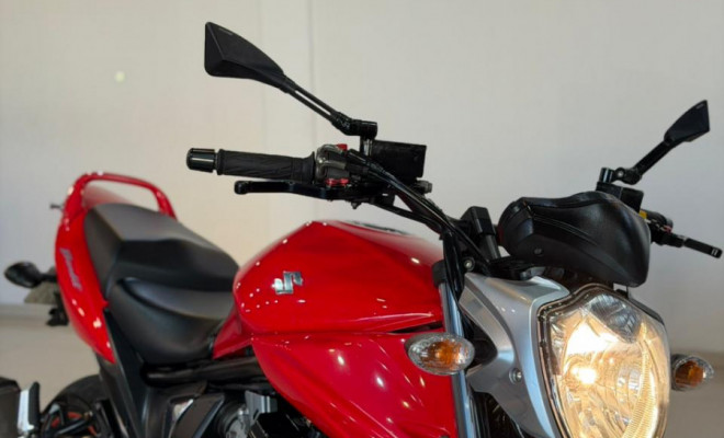 SUZUKI BANDIT N-600/ 650 2011 Gasolina-5