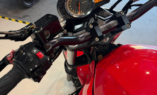 SUZUKI BANDIT N-600/ 650 2011 Gasolina-6