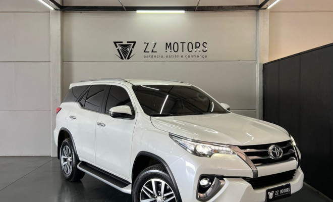 Toyota Hilux SW4 SRX 4x4 2.8 Diesel Aut. 2020-1