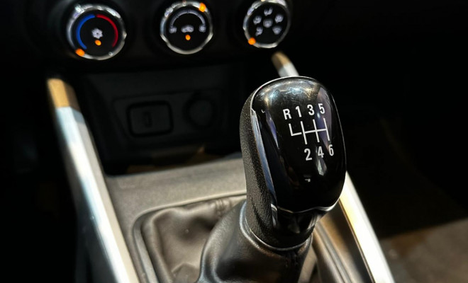 GM - Chevrolet ONIX HATCH LT 1.0 12V Flex 5p Mec. 2024 Flex-10