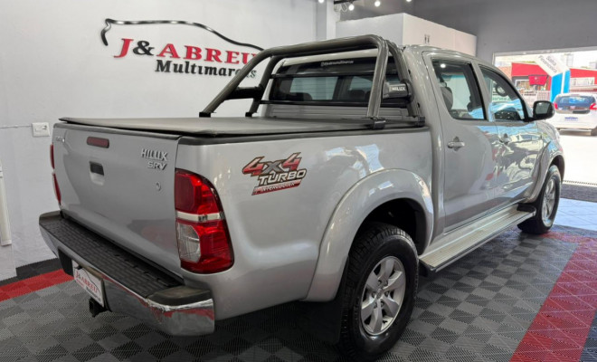 Toyota Hilux CD SRV D4-D 4x4 3.0 TDI Diesel Aut 2011 Diesel-2