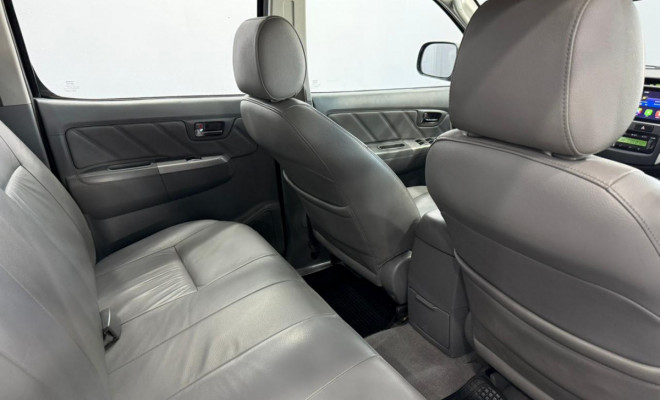 Toyota Hilux CD SRV D4-D 4x4 3.0 TDI Diesel Aut 2011 Diesel-8