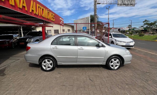 Toyota Corolla XLi 1.6 16V 110cv Aut. 2004 Gasolina-4