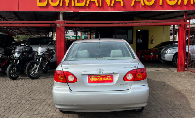 Toyota Corolla XLi 1.6 16V 110cv Aut. 2004 Gasolina-2