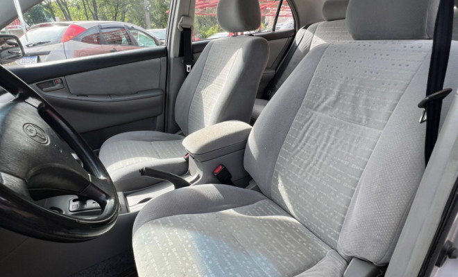 Toyota Corolla XLi 1.6 16V 110cv Aut. 2004 Gasolina-8