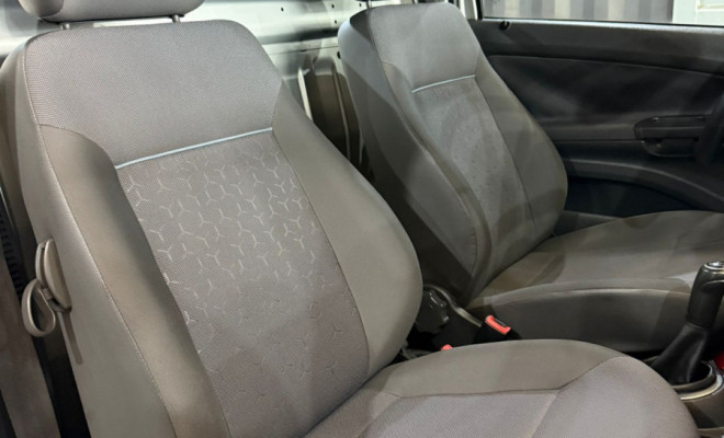 VW - VolksWagen Saveiro 1.6 Mi Total Flex 8V CE 2013 Flex-8