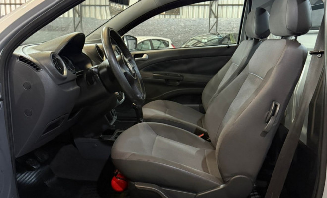 VW - VolksWagen Saveiro 1.6 Mi Total Flex 8V CE 2013 Flex-7