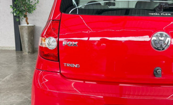 VW - VolksWagen Fox 1.0 Mi Total Flex 8V 5p 2010 Flex-4