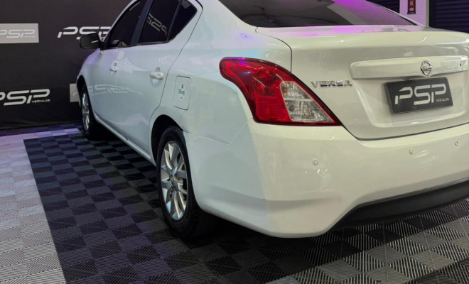 Nissan VERSA SV 1.6 16V FlexStart 4p Mec. 2018 Flex-2