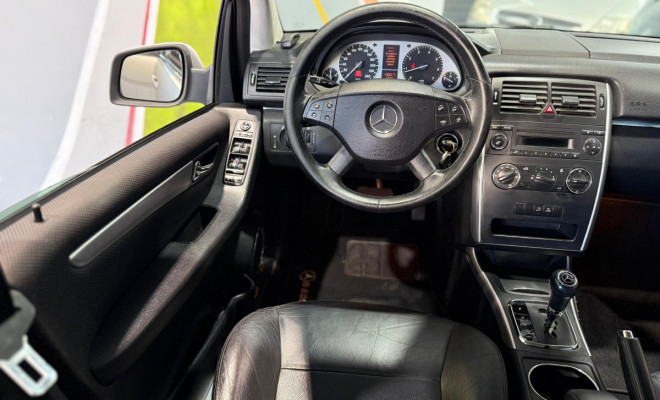 Mercedes-Benz Classe B 200 2.0 Turbo 193cv Aut. 2009 Gasolina-3