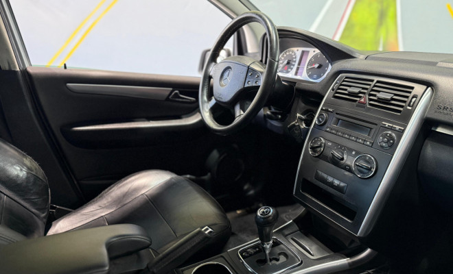 Mercedes-Benz Classe B 200 2.0 Turbo 193cv Aut. 2009 Gasolina-5