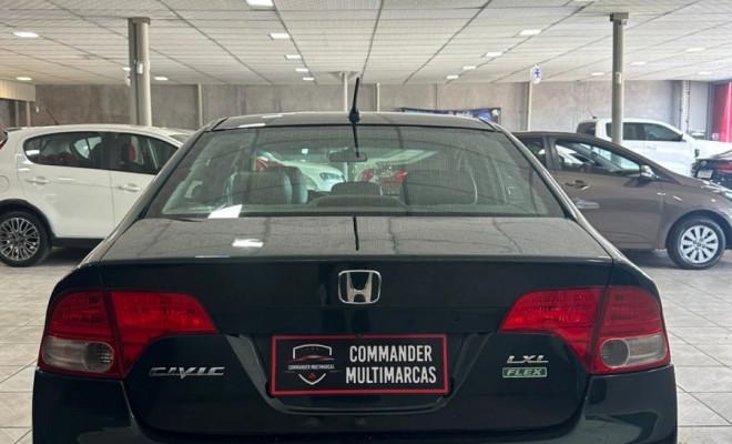 Honda Civic Sed. LXL/LXL SE 1.8 Flex 16V Mec. 2011 Flex-2