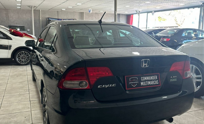 Honda Civic Sed. LXL/LXL SE 1.8 Flex 16V Mec. 2011 Flex-3