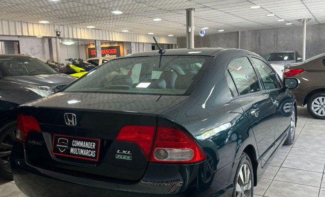 Honda Civic Sed. LXL/LXL SE 1.8 Flex 16V Mec. 2011 Flex-5