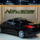 Hyundai Elantra GLS 1.8 16V Aut. 2013 Gasolina-2