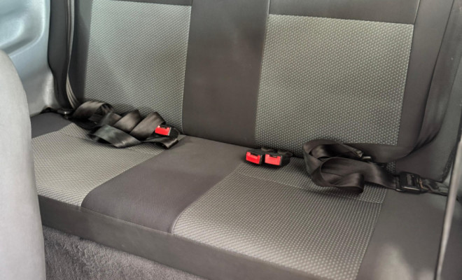 VW - VolksWagen Gol (novo) 1.0 Mi Total Flex 8V 2p 2013 Flex-11