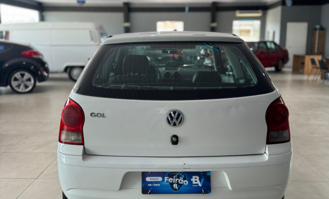 VW - VolksWagen Gol (novo) 1.0 Mi Total Flex 8V 2p 2013 Flex-2