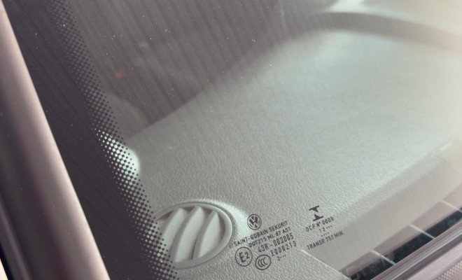 VW - VolksWagen Gol (novo) 1.0 Mi Total Flex 8V 2p 2013 Flex-9