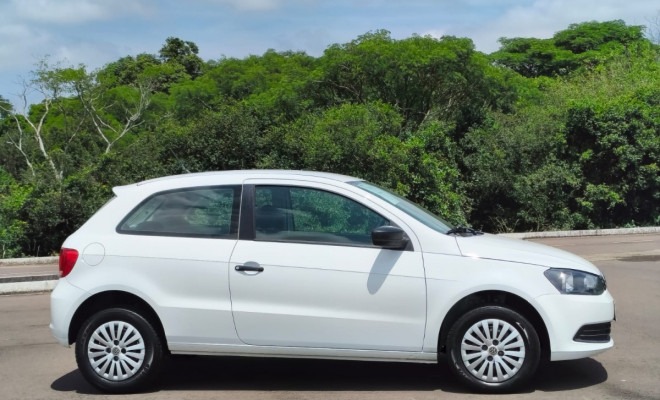 VW - VolksWagen Gol City (Trend) 1.0 Mi Total Flex 8V 2p 2013 Flex-0