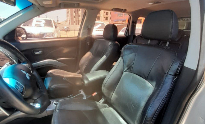 Mitsubishi OUTLANDER 3.0/ GT 3.0 V6 Aut. 2009 Gasolina-11