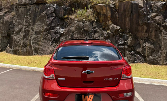 GM - Chevrolet CRUZE HB Sport LTZ 1.8 16V FlexP. 5p Aut 2014 Flex-10