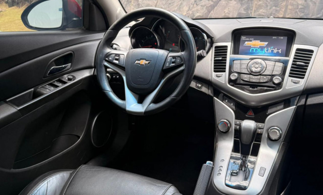 GM - Chevrolet CRUZE HB Sport LTZ 1.8 16V FlexP. 5p Aut 2014 Flex-8