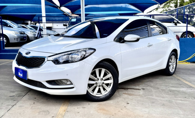 Kia Motors Cerato 1.6 16V  Flex  Aut. 2014 Flex