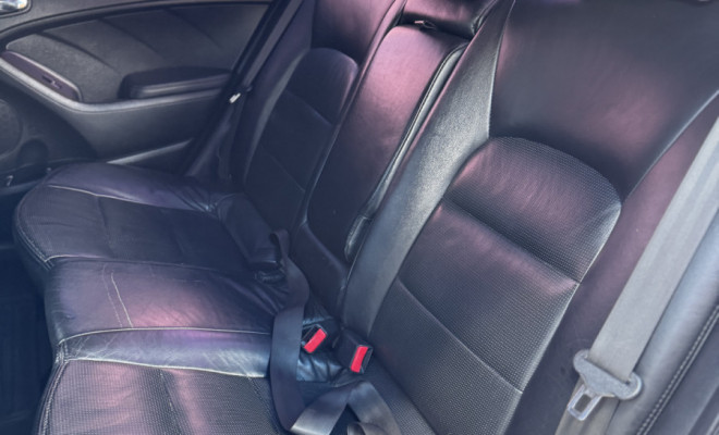 Kia Motors Cerato 1.6 16V  Flex  Aut. 2014 Flex-10