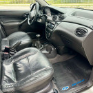 Ford Focus Hatch 1.6 8V Flex - 2008-6