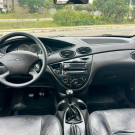 Ford Focus Hatch 1.6 8V Flex - 2008-9