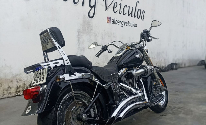 HARLEY-DAVIDSON FAT BOY FLSTF 2011 Gasolina-4