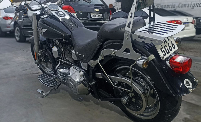 HARLEY-DAVIDSON FAT BOY FLSTF 2011 Gasolina-2