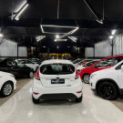 Ford Fiesta 1.5 16V Flex Mec. 5p 2015 Flex-3