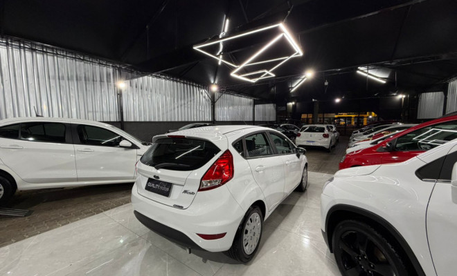 Ford Fiesta 1.5 16V Flex Mec. 5p 2015 Flex-2