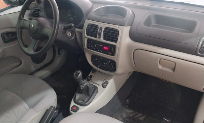 Renault Clio Authentique 1.0 8V 3p 2004 Gasolina-5